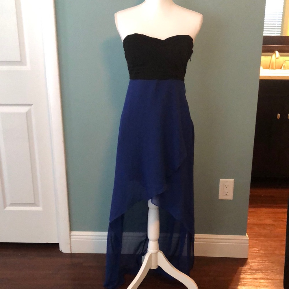 Long strapless black and blue dress